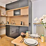 Pleasant Apartment Close To Galerie Lafayette - II