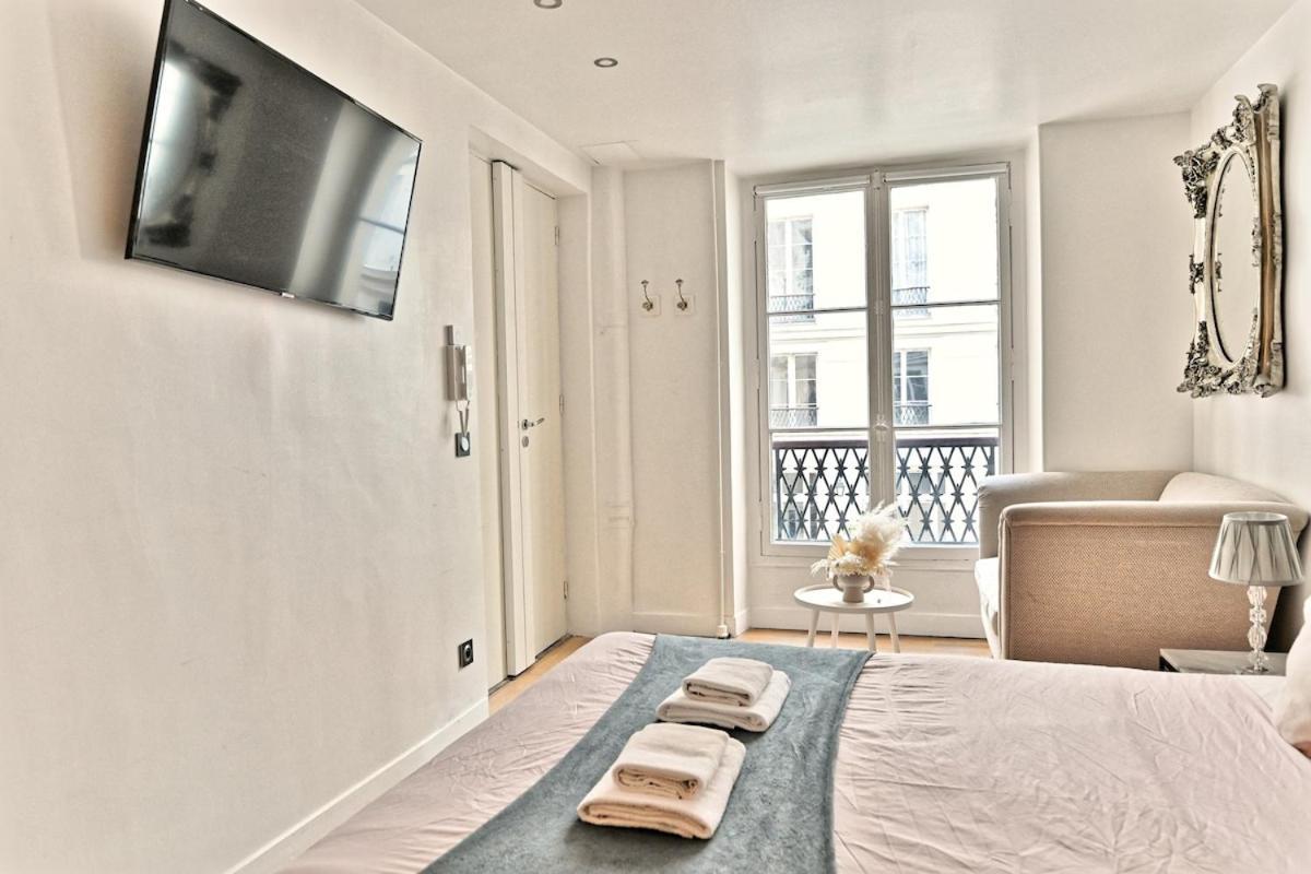 Apartment Pleasant Close To Galerie Lafayette - Ii *